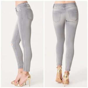 Bebe | Heartbreaker Ripped Skinny Jeans